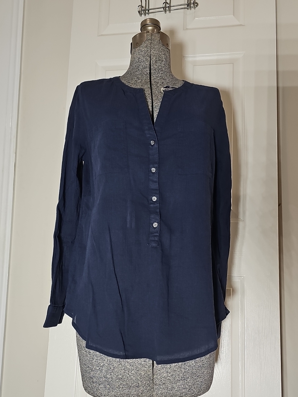Old Navy Blue Semi Sheer Long Sleeve 100% Cotton Crinkle Gauze Henley Shirt L